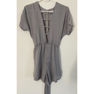 Young Bohemian silver romper size 6 NWOT